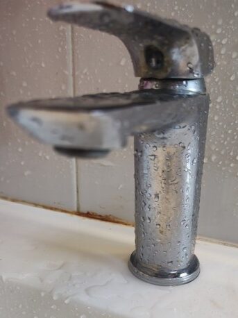 How to Install a Bathroom Faucet